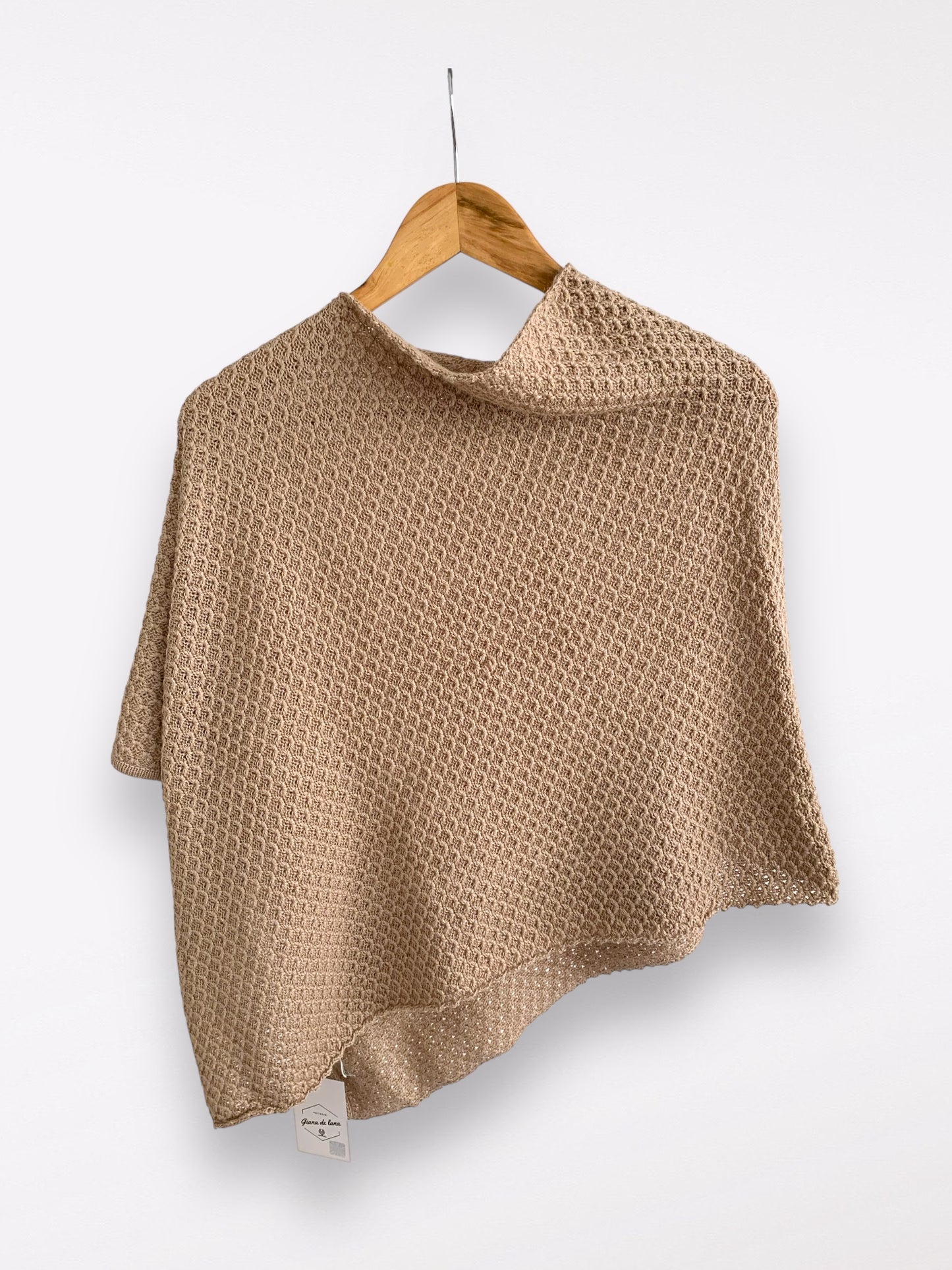 Poncho Nimbus